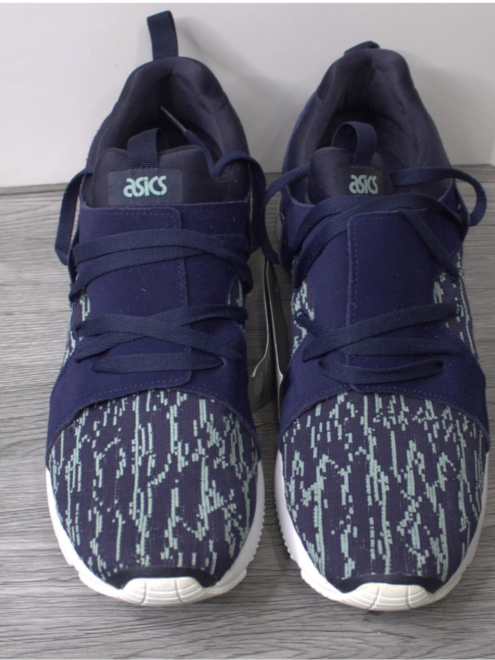 Asics Tiger GEL -Lyte V Sanze Men’s Running Sneakers SZ 10.5 H848N-9090
